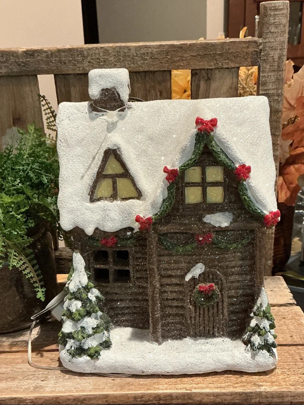Light Up Glitter Log Cabin House Tabletop Decor